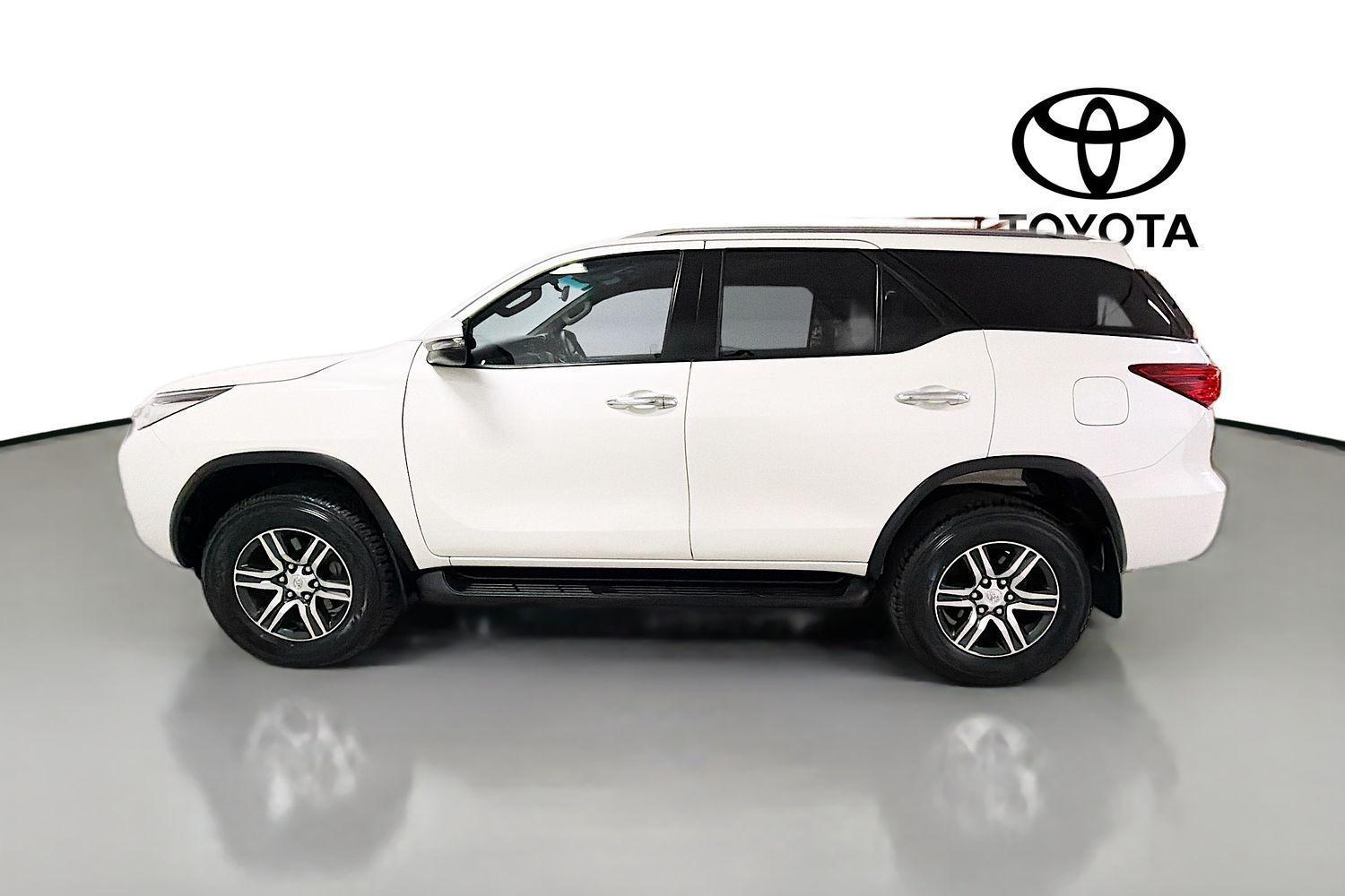 2018 Toyota Fortuner GXL in White