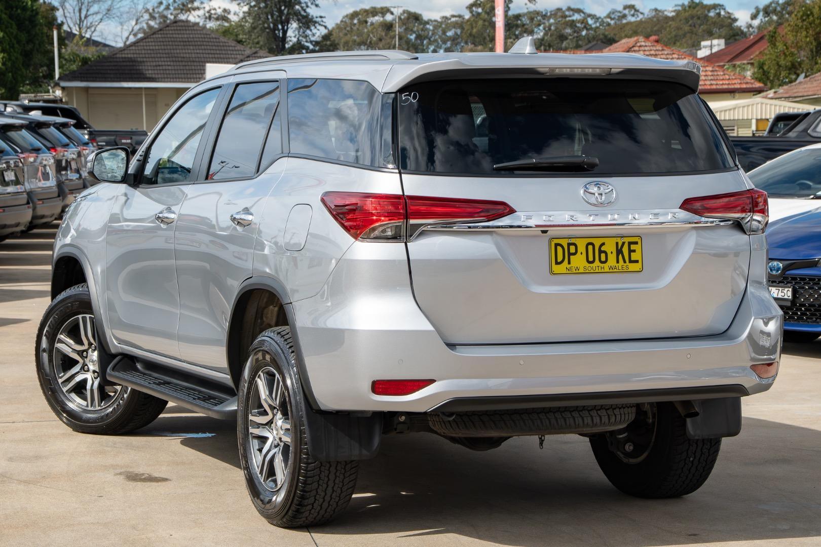 2025 Toyota Fortuner GXL in Silver