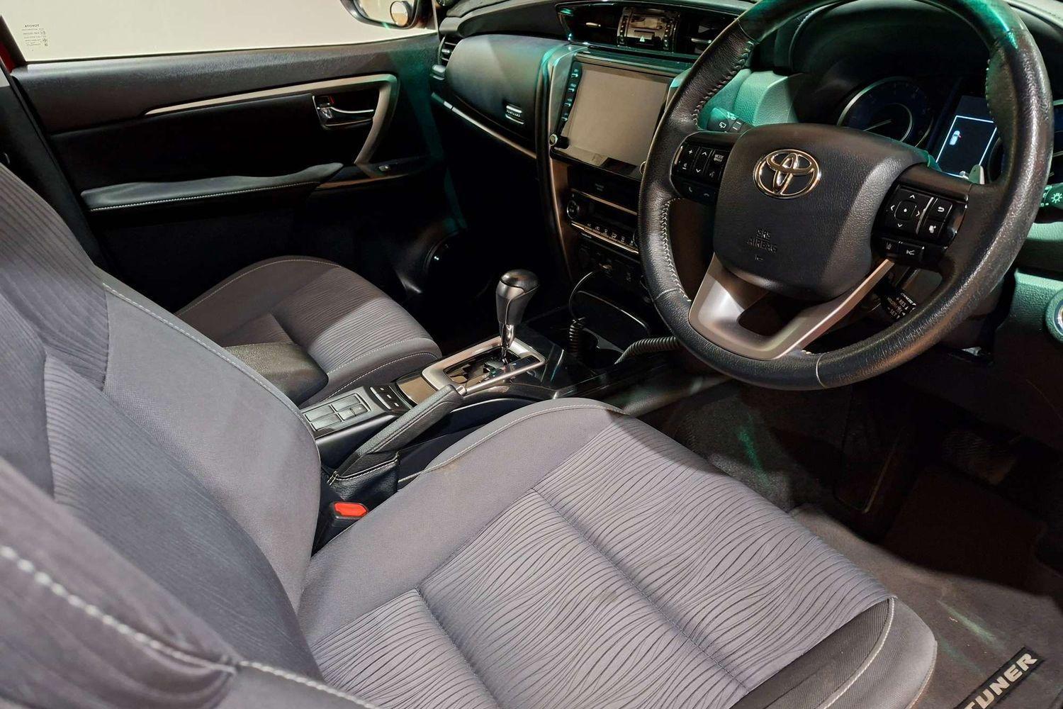 2021 Toyota Fortuner GXL in Red