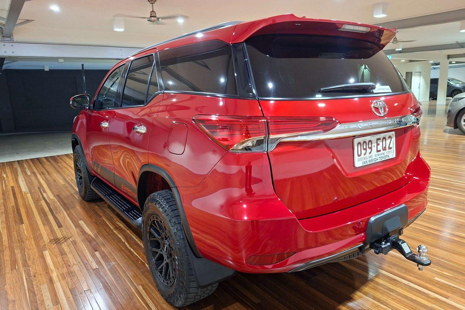 2021 Toyota Fortuner GXL in Red
