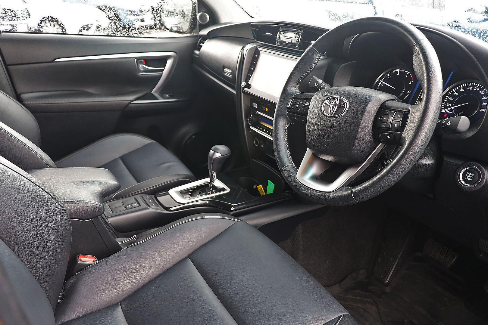 2025 Toyota Fortuner GXL in White