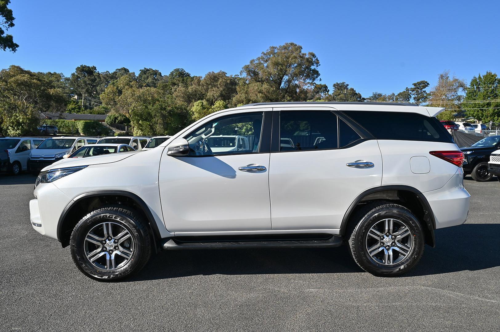 2025 Toyota Fortuner GXL in White