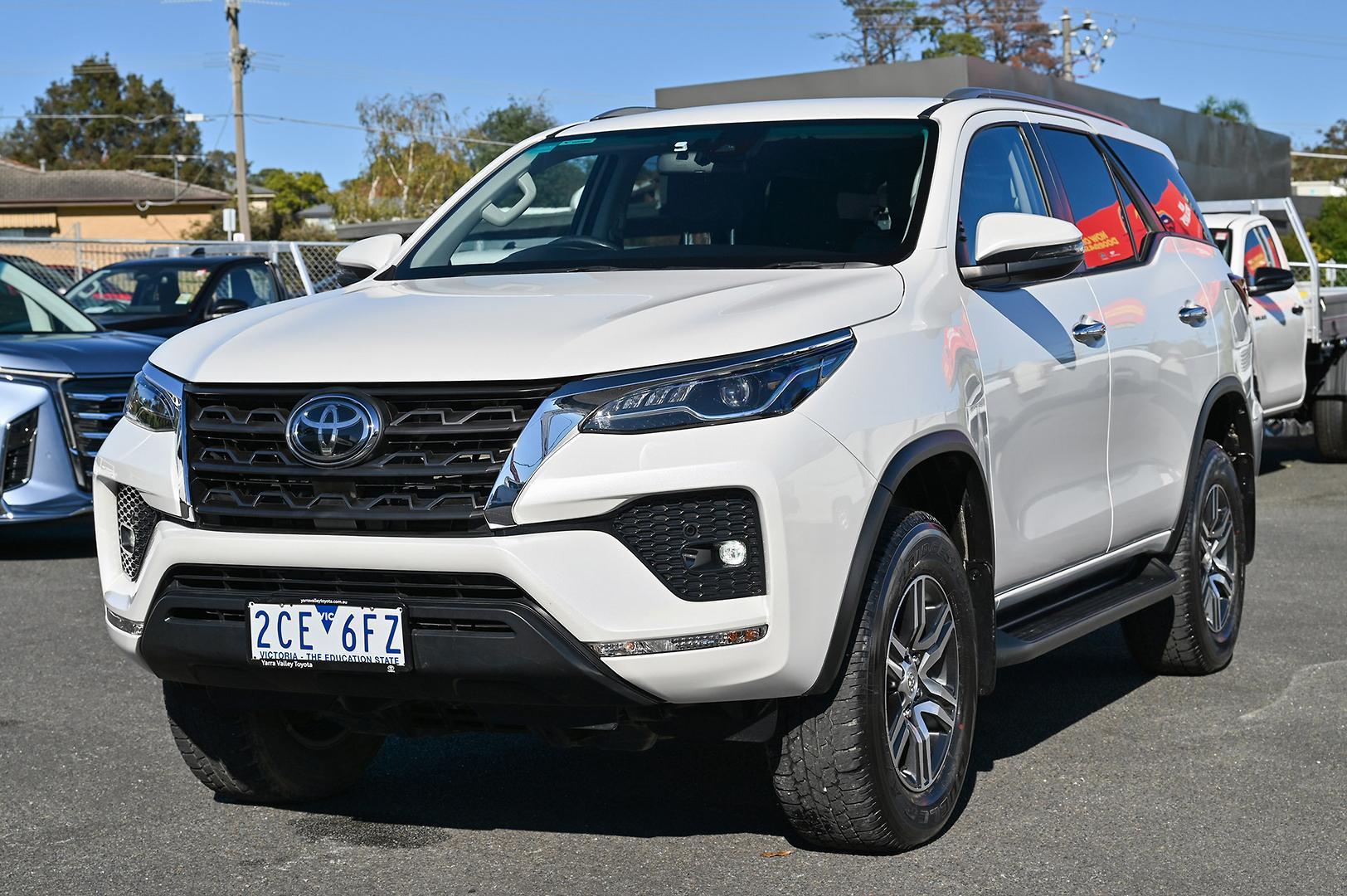 2025 Toyota Fortuner GXL in White