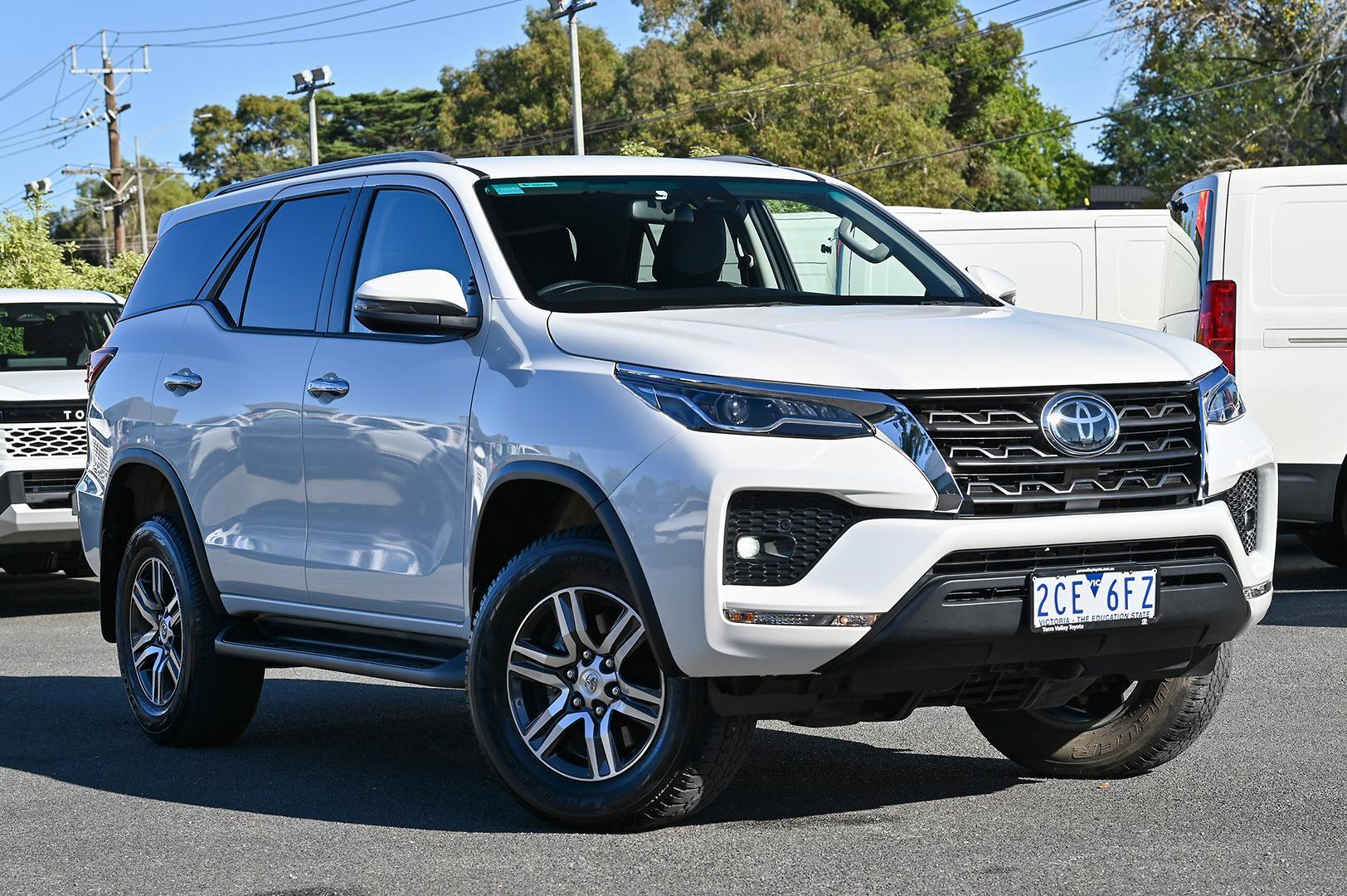 2025 Toyota Fortuner GXL in White