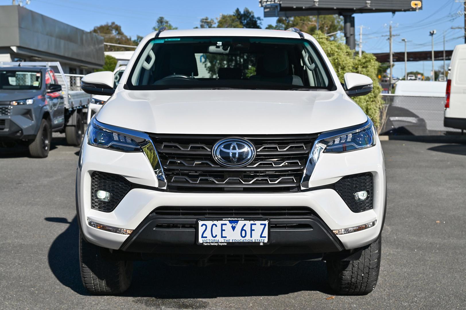 2025 Toyota Fortuner GXL in White