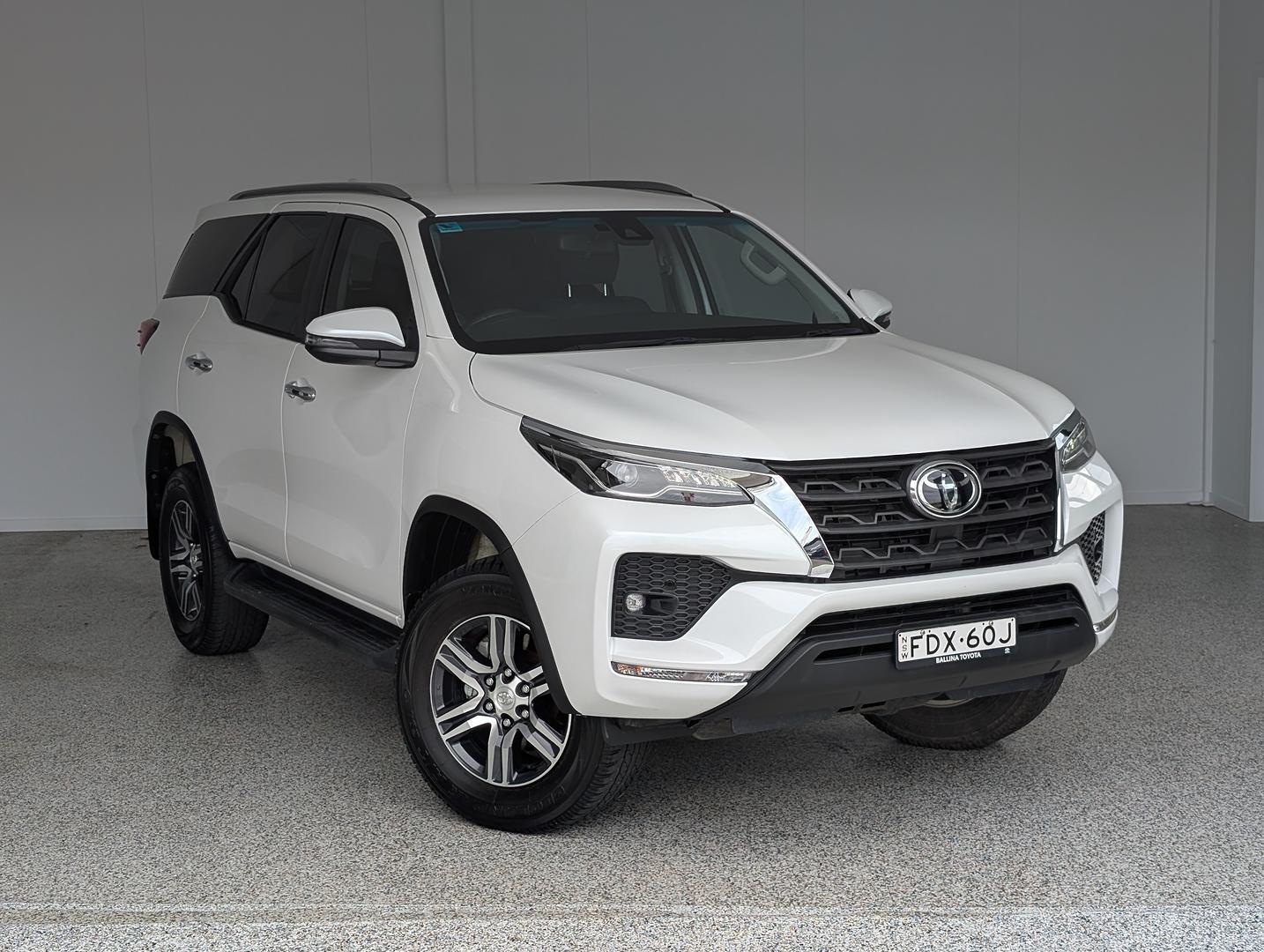 2023 Toyota Fortuner GXL in White