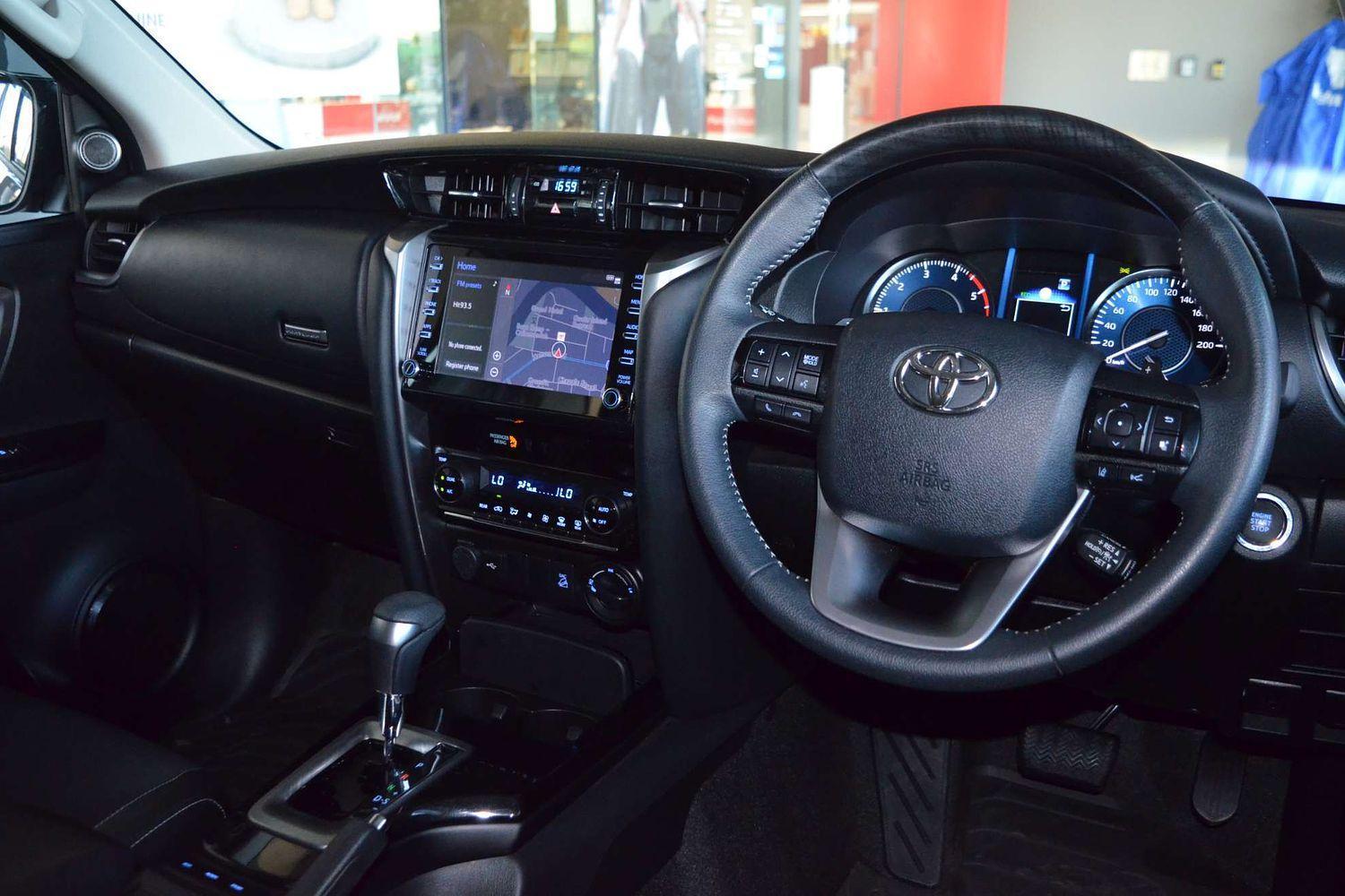 2025 Toyota Fortuner GXL in Silver