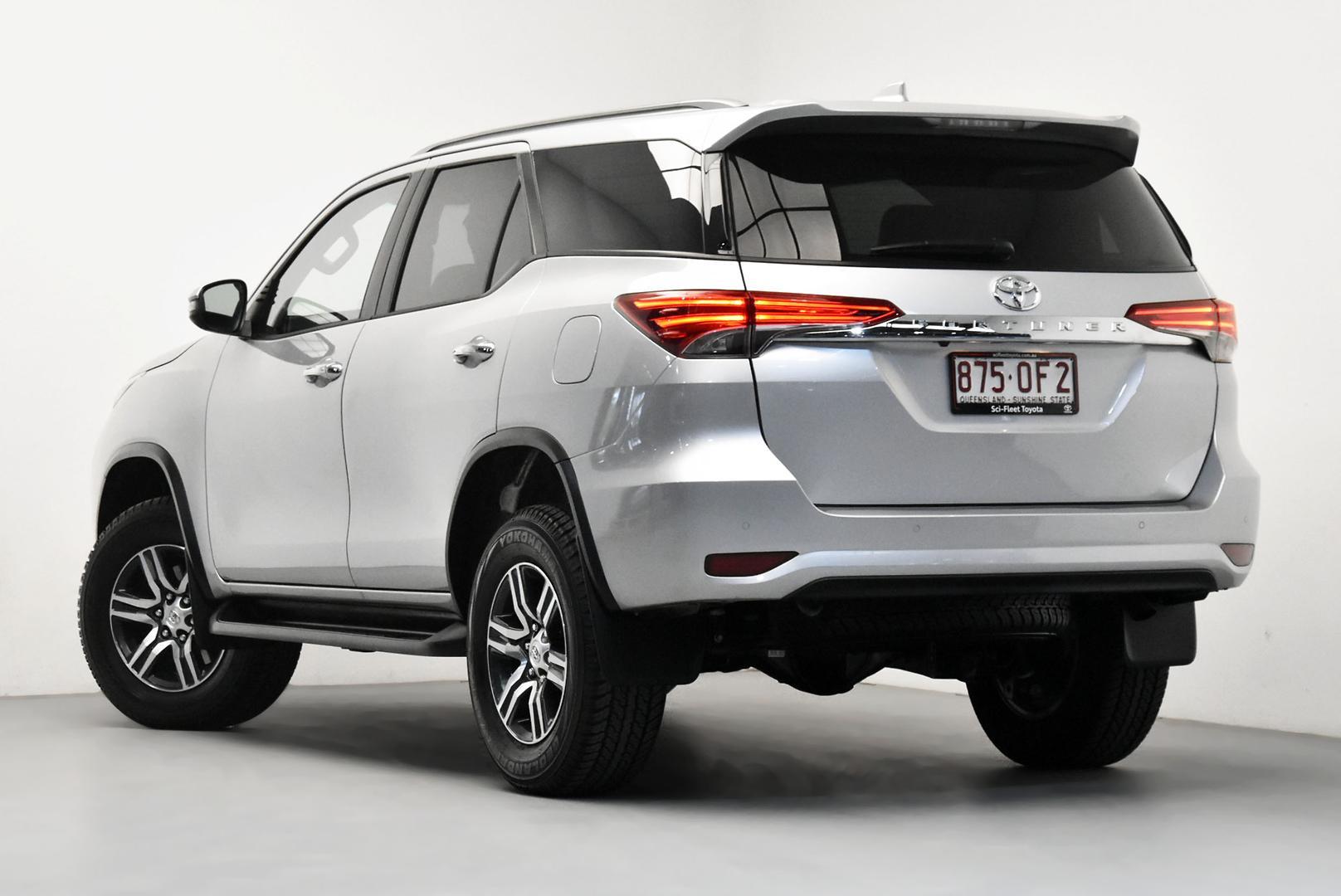 2025 Toyota Fortuner GXL in Silver