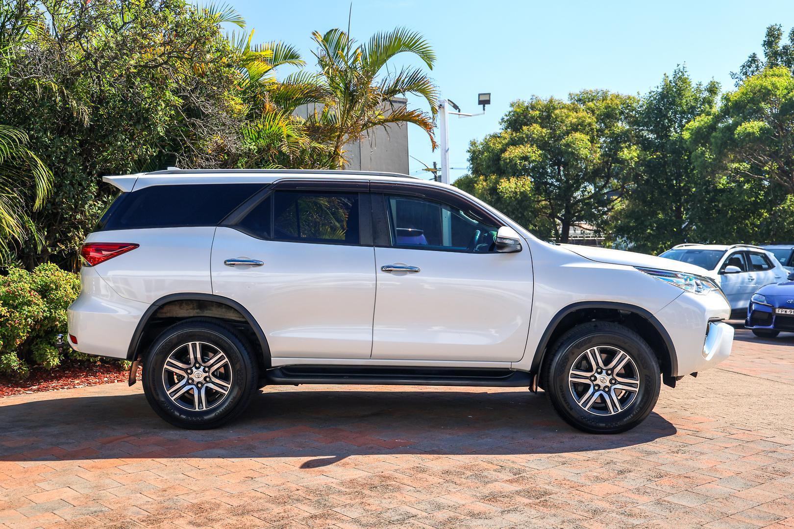 2018 Toyota Fortuner GXL in White