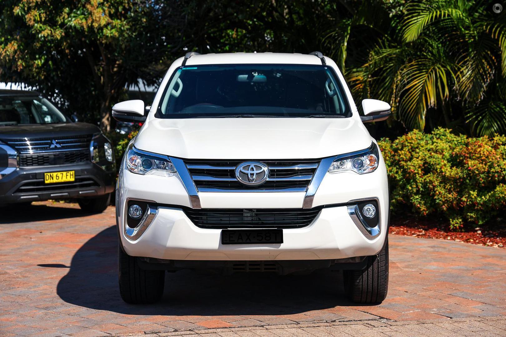 2018 Toyota Fortuner GXL in White