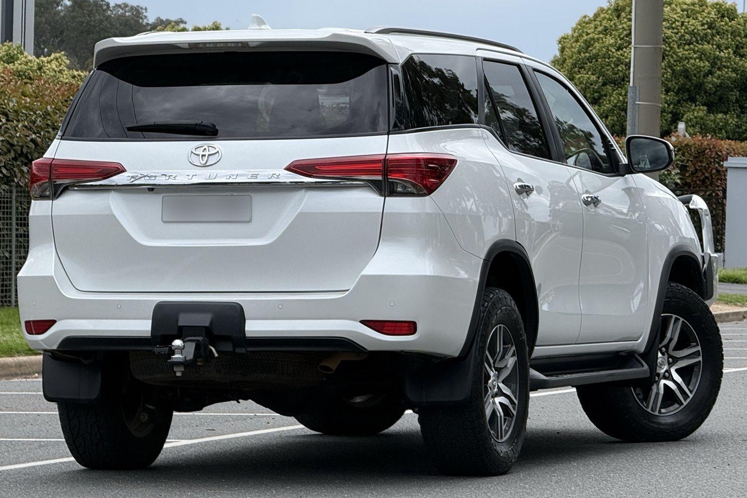 2022 Toyota Fortuner GXL in White