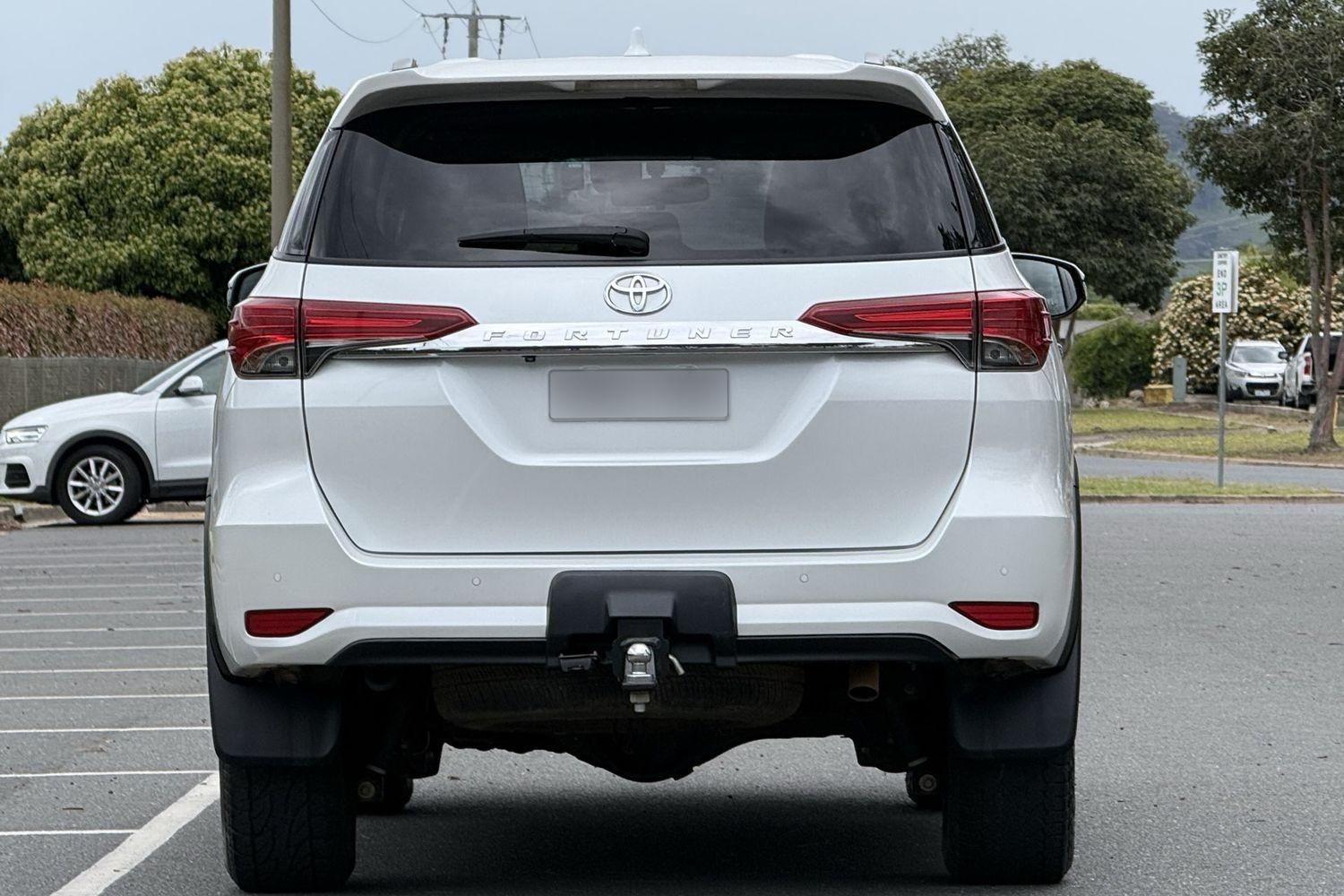 2022 Toyota Fortuner GXL in White