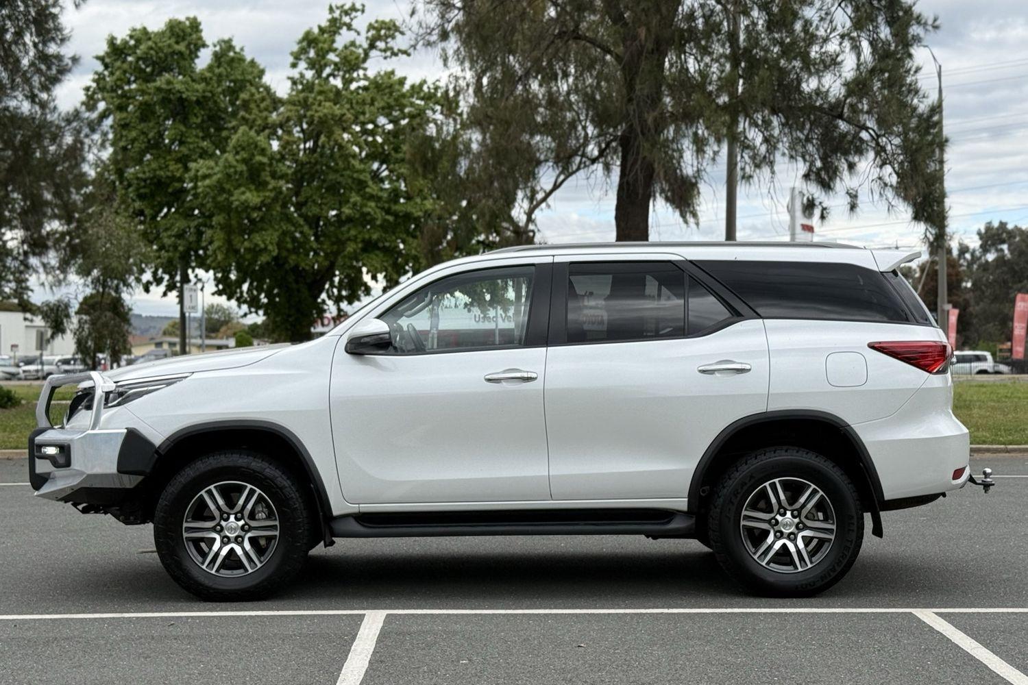 2022 Toyota Fortuner GXL in White