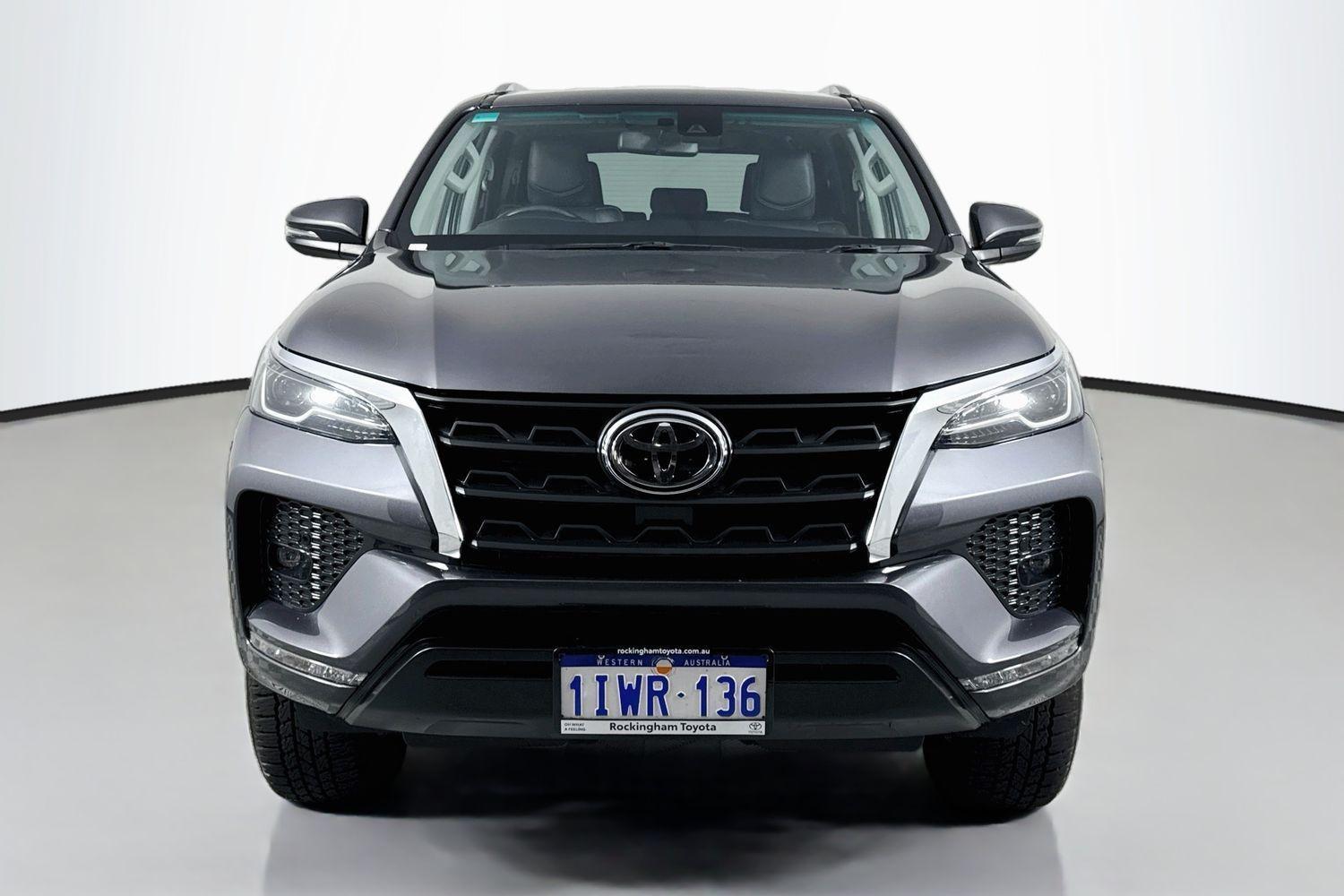 2025 Toyota Fortuner GXL in Silver