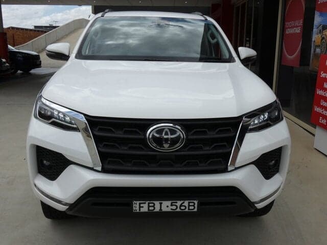 2023 Toyota Fortuner GXL in White