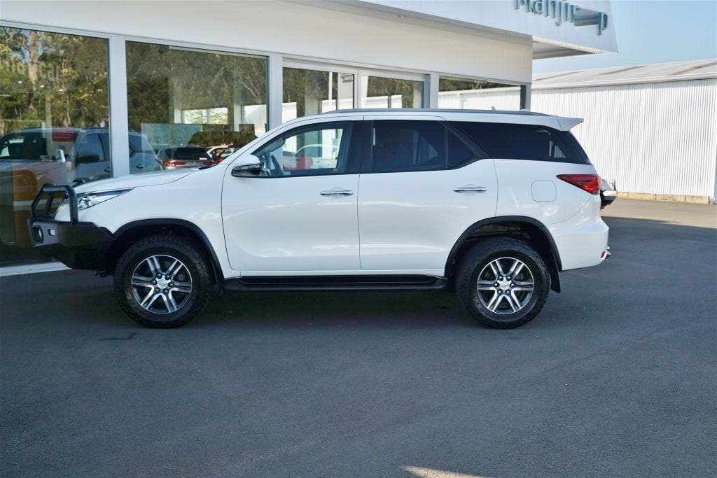 2019 Toyota Fortuner GXL in White