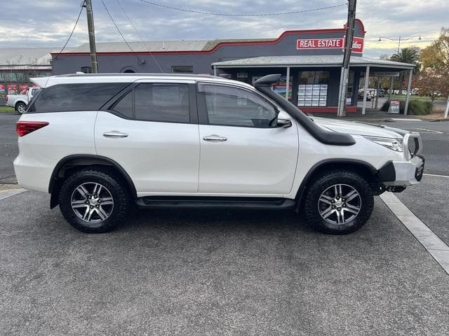 2015 Toyota Fortuner GXL in White