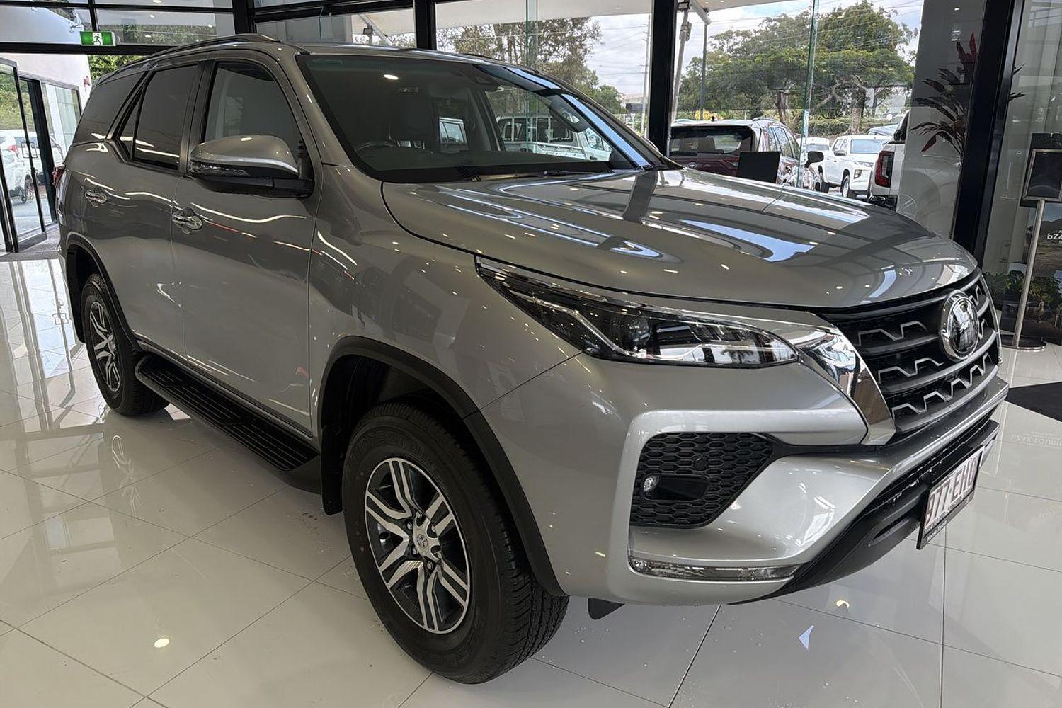 2022 Toyota Fortuner GXL in Silver