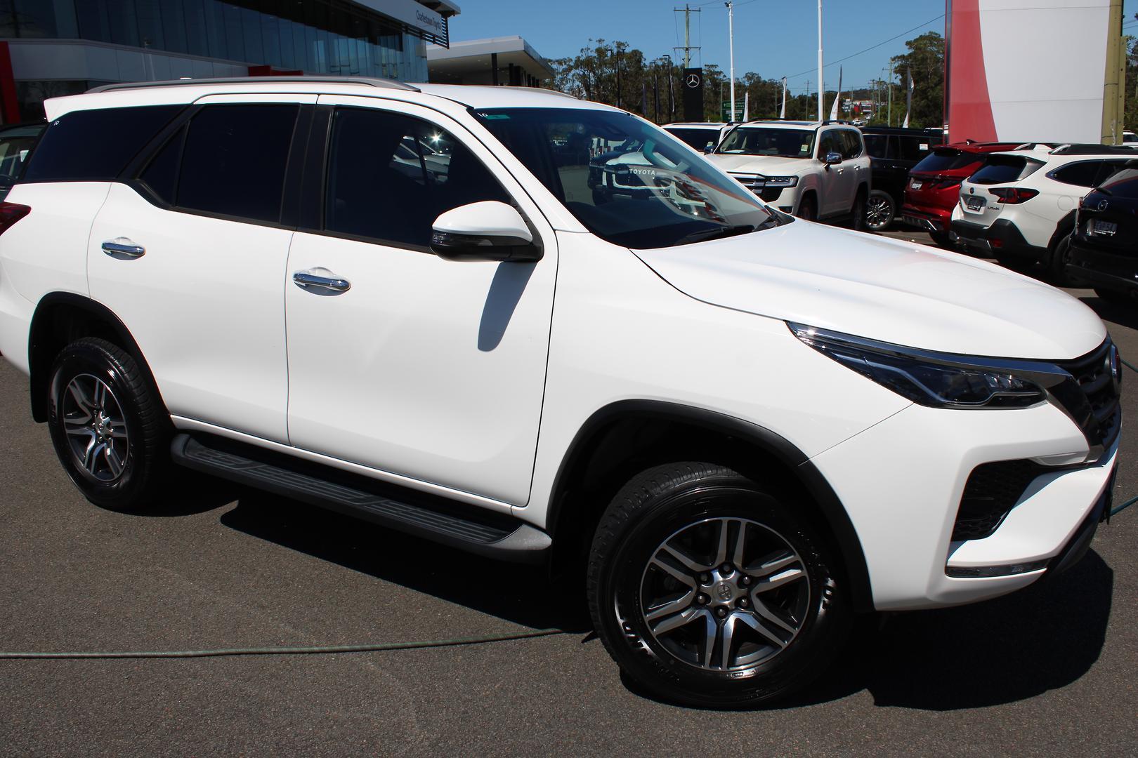 2023 Toyota Fortuner GXL in White