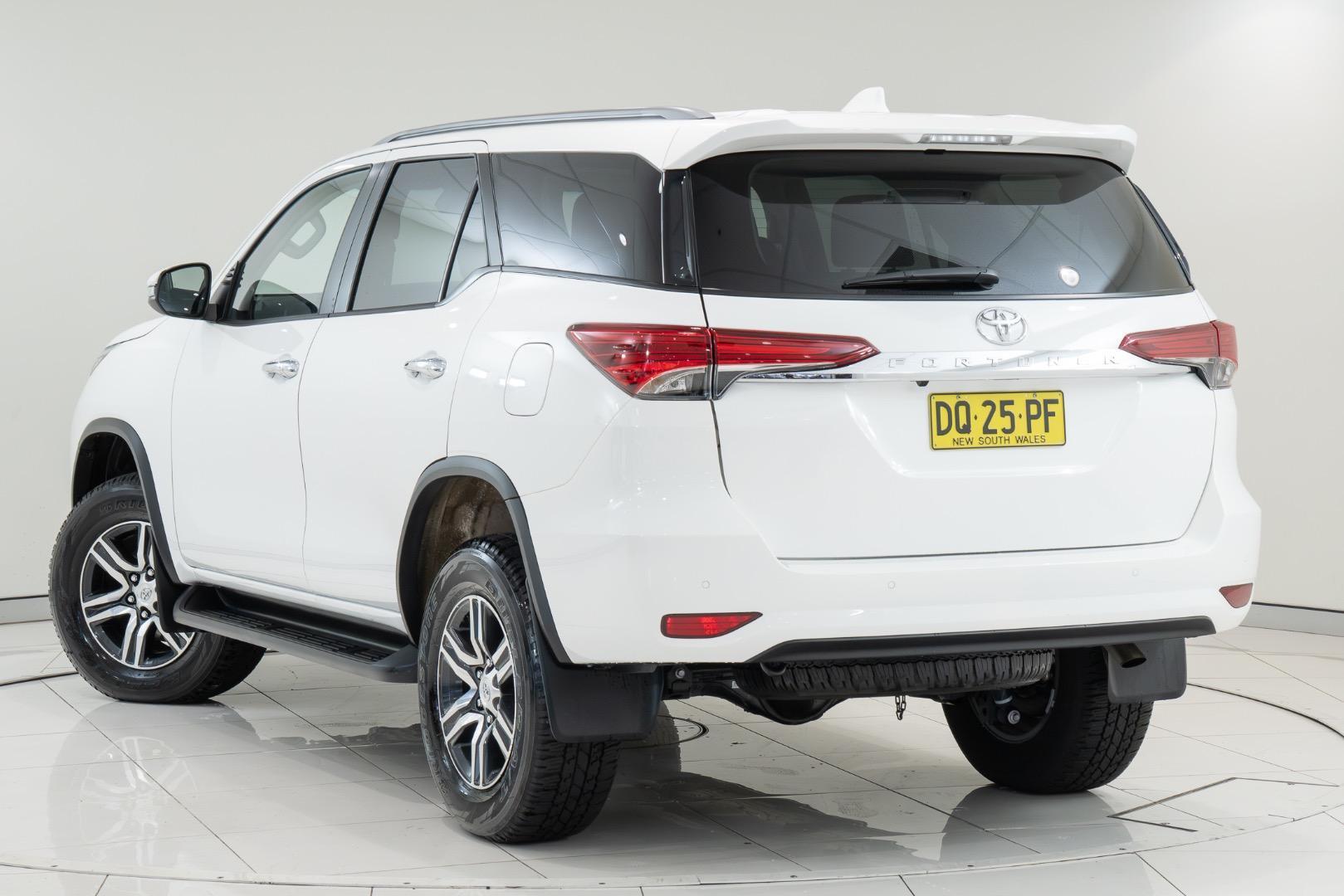 2025 Toyota Fortuner GXL in White