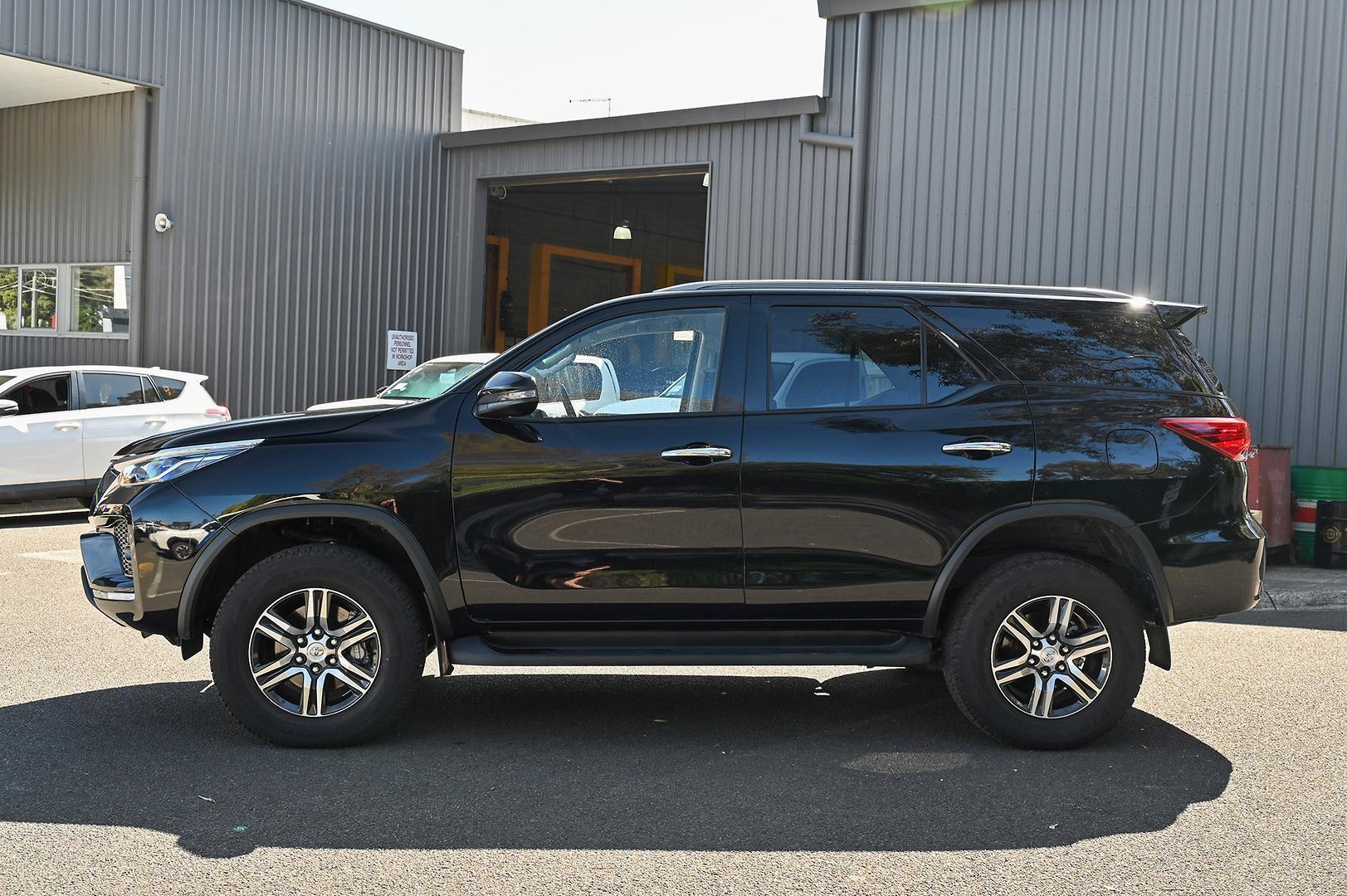 2026 Toyota Fortuner GXL in Black