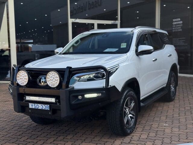 2025 Toyota Fortuner GXL in White