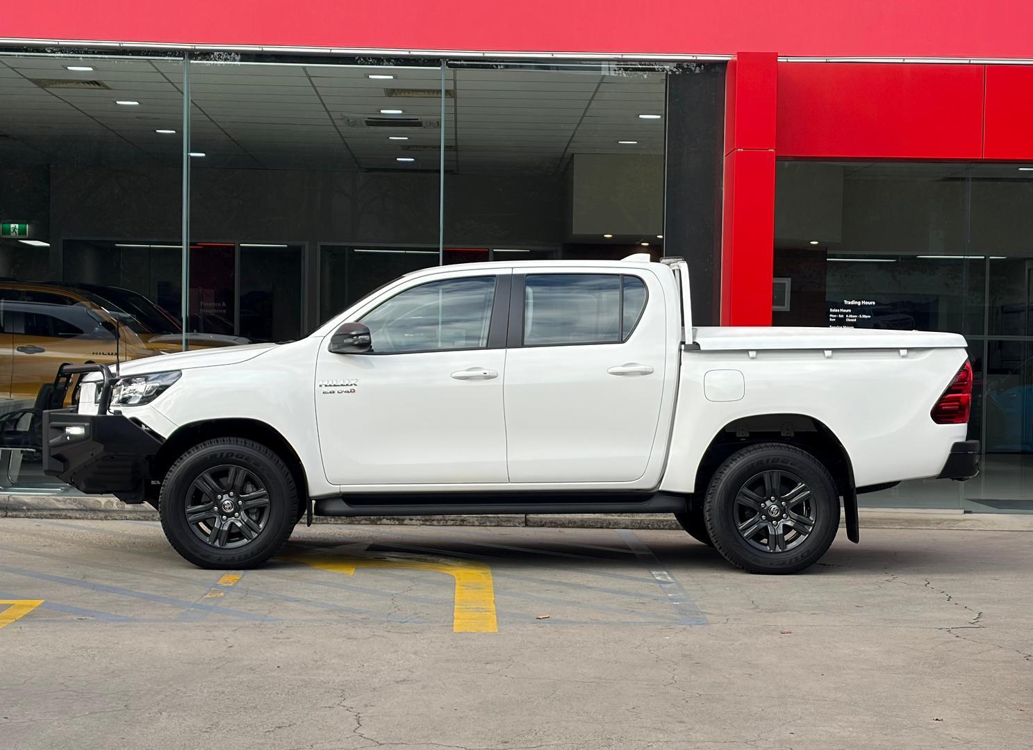 2024 Toyota Hilux SR in White