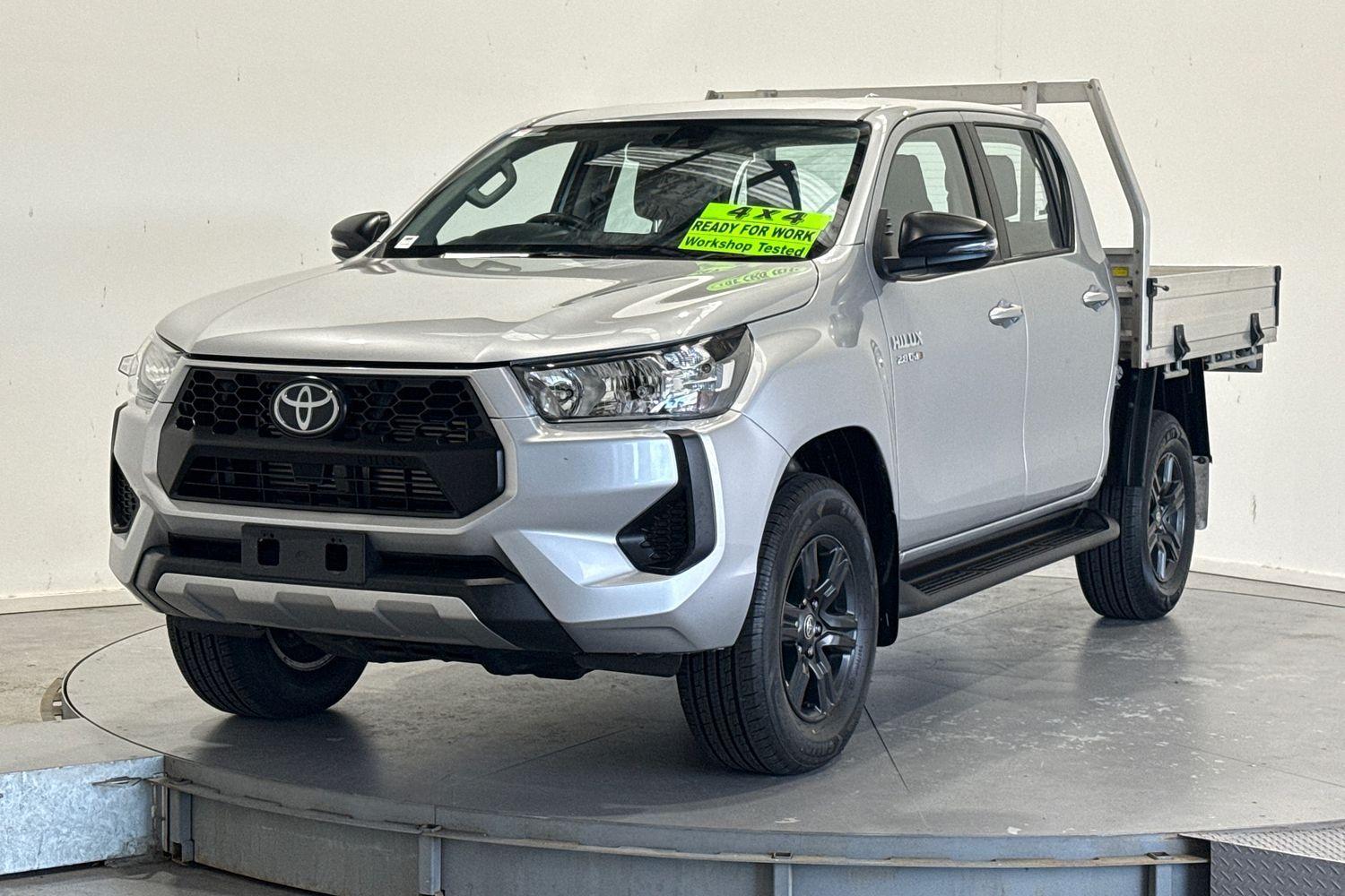 2024 Toyota Hilux SR 48V in Silver