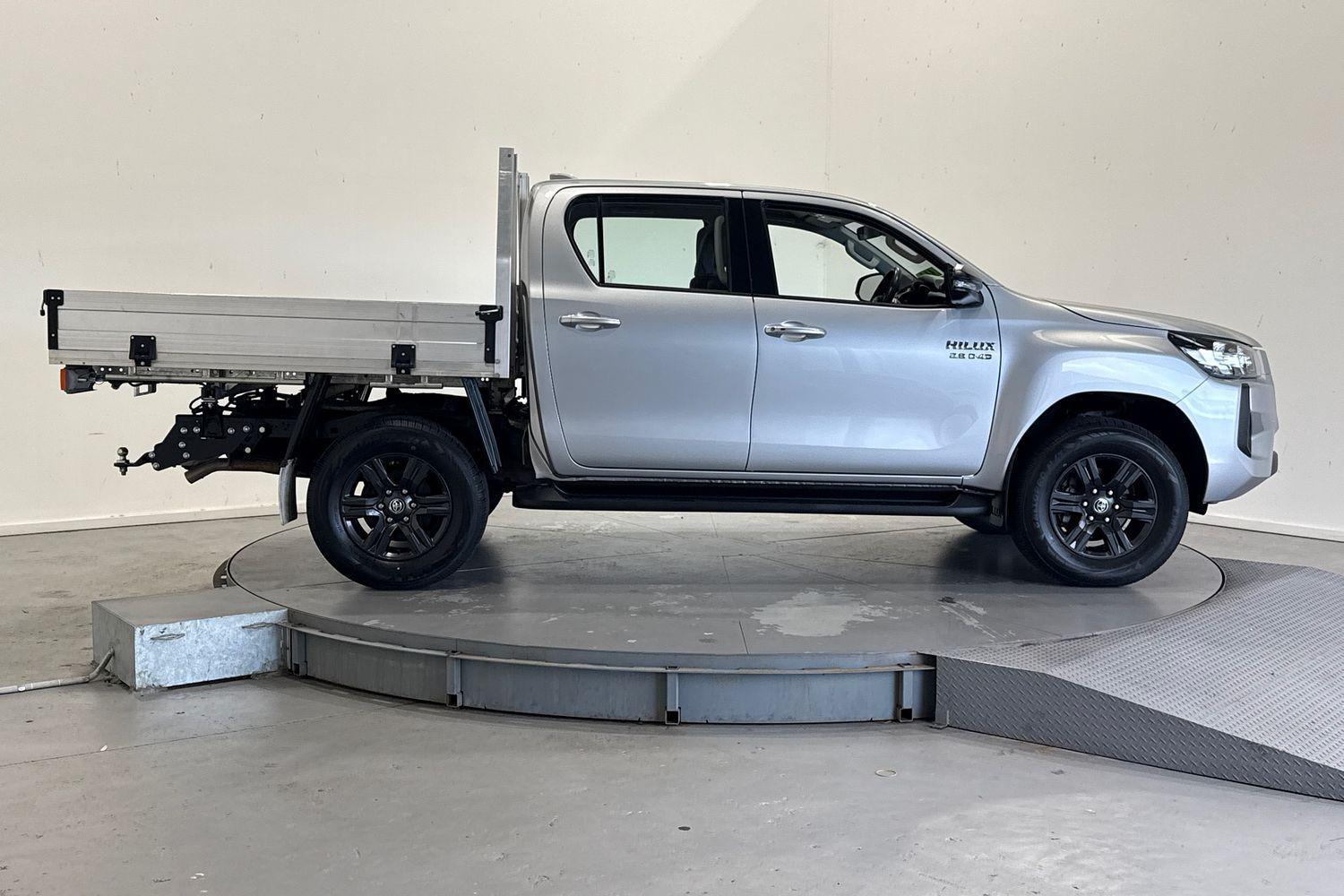 2024 Toyota Hilux SR 48V in Silver