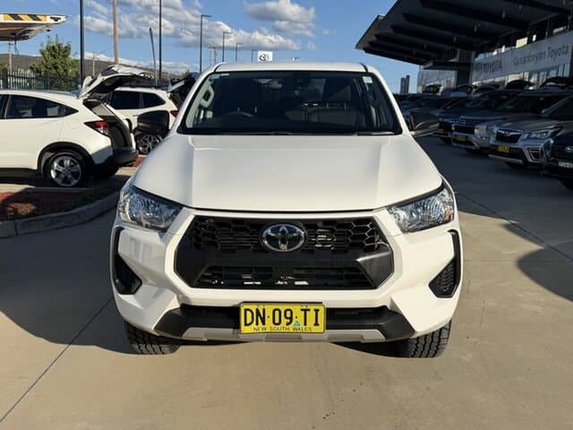 2025 Toyota Hilux SR in White