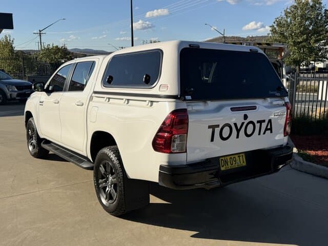 2025 Toyota Hilux SR in White