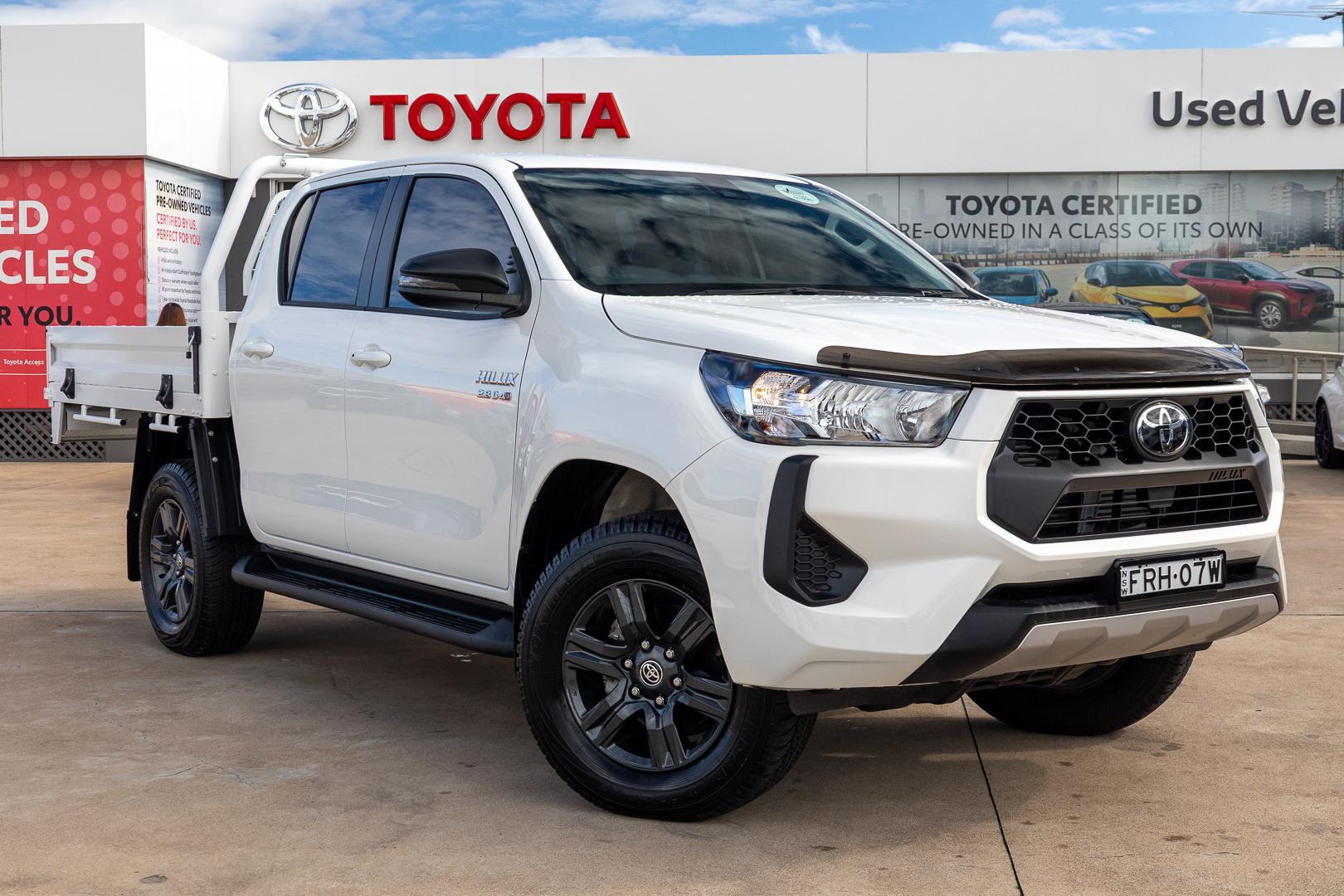 2024 Toyota Hilux SR in White
