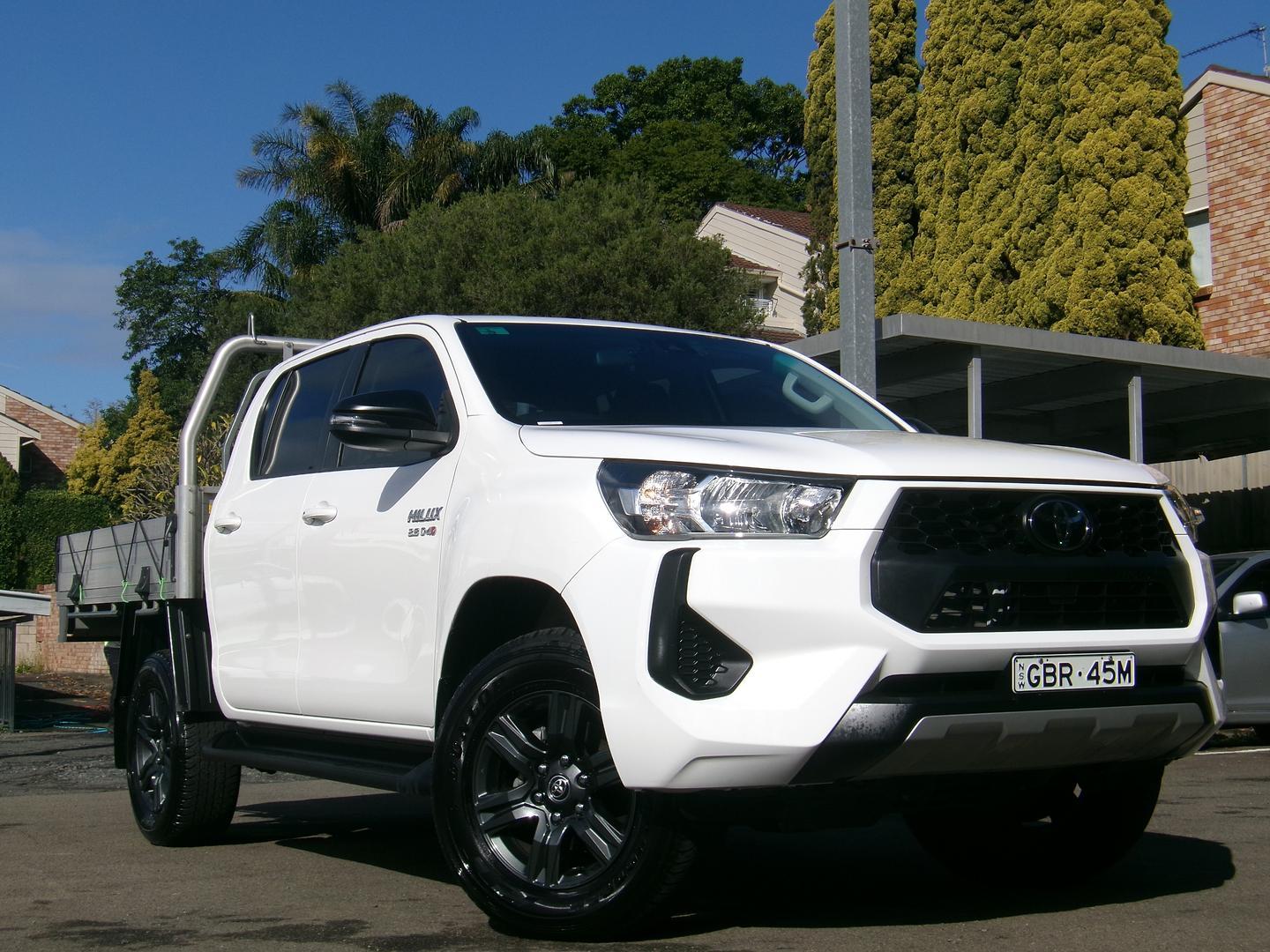2024 Toyota Hilux SR in White