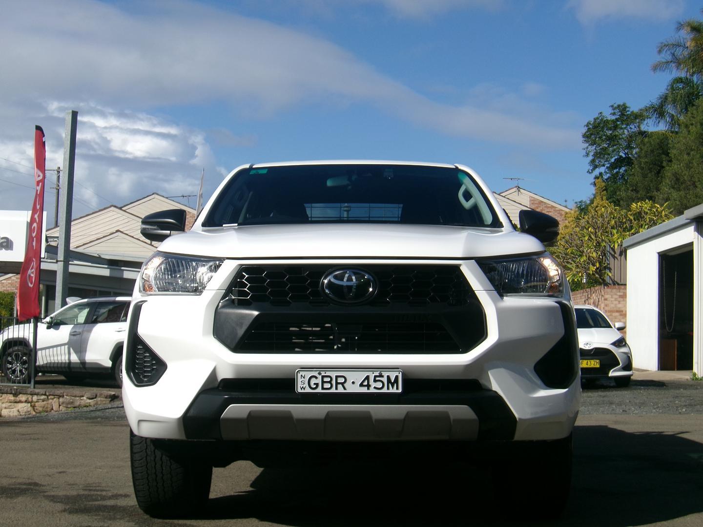2024 Toyota Hilux SR in White