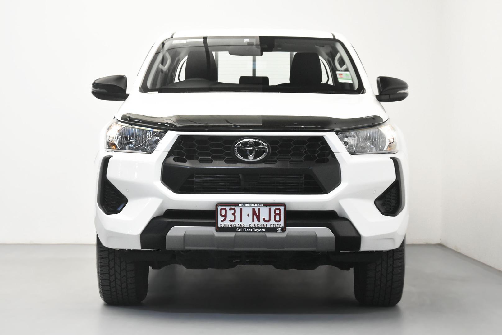 2025 Toyota Hilux SR in White