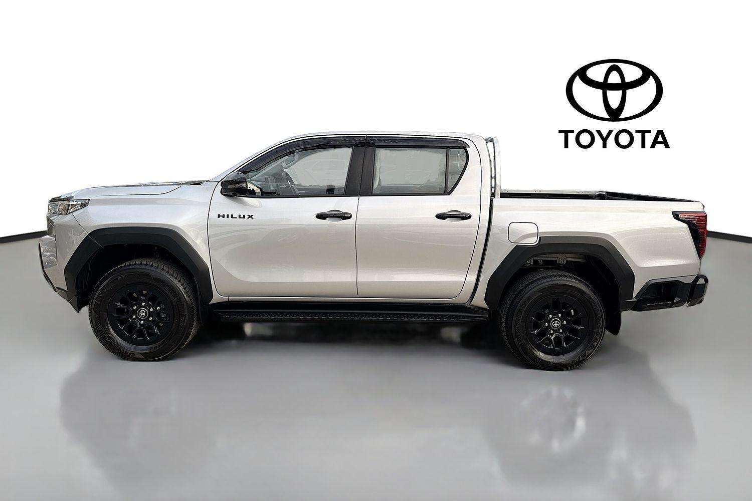 2025 Toyota Hilux SR in Silver