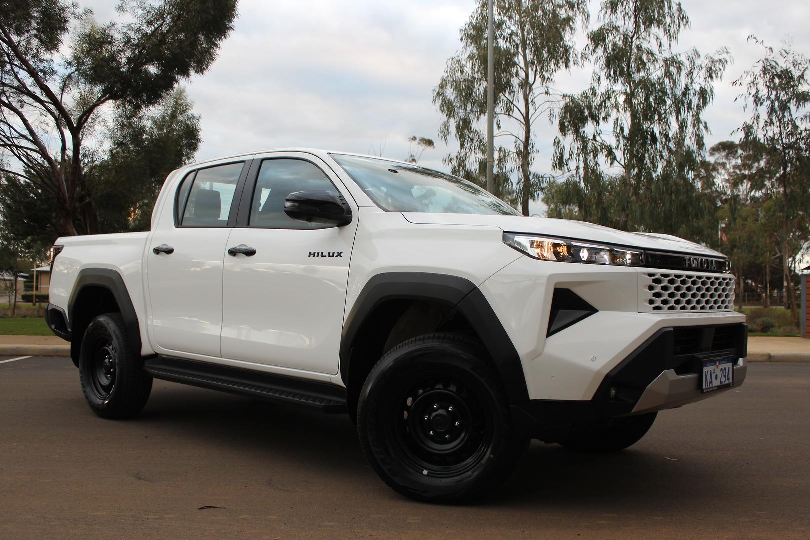 2025 Toyota Hilux SR in White