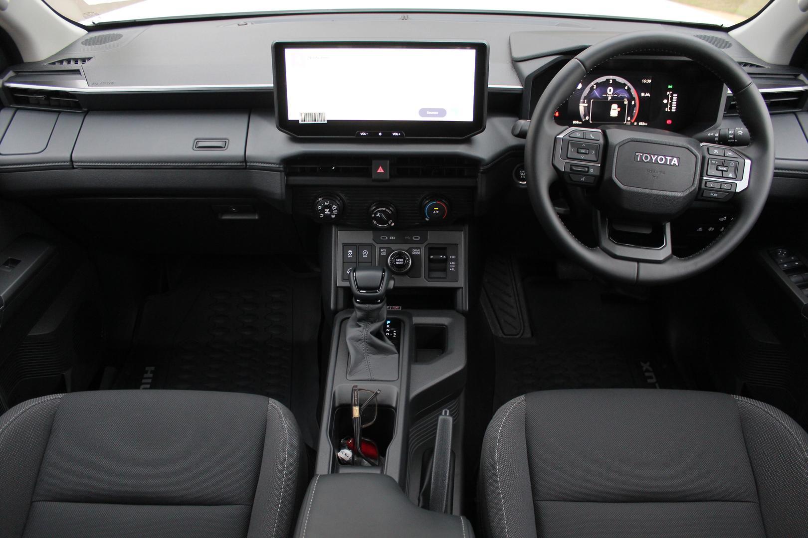 2025 Toyota Hilux SR in White