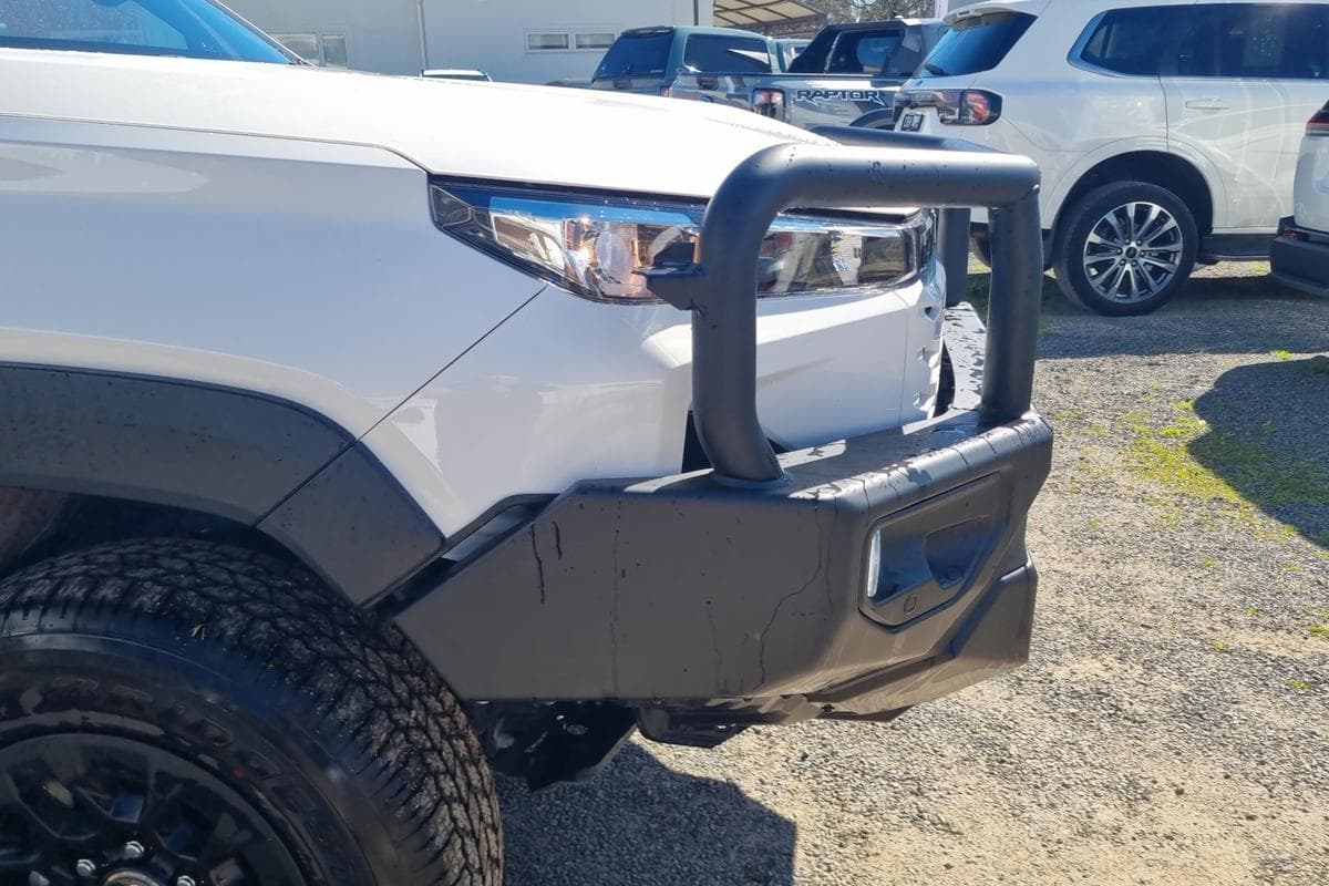 2025 Toyota Hilux SR in White