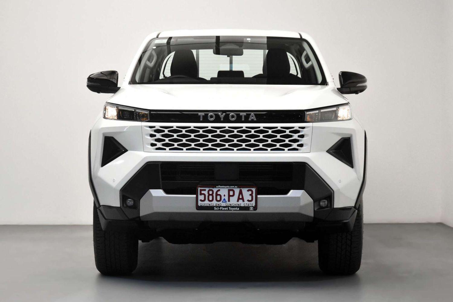 2025 Toyota Hilux SR in White