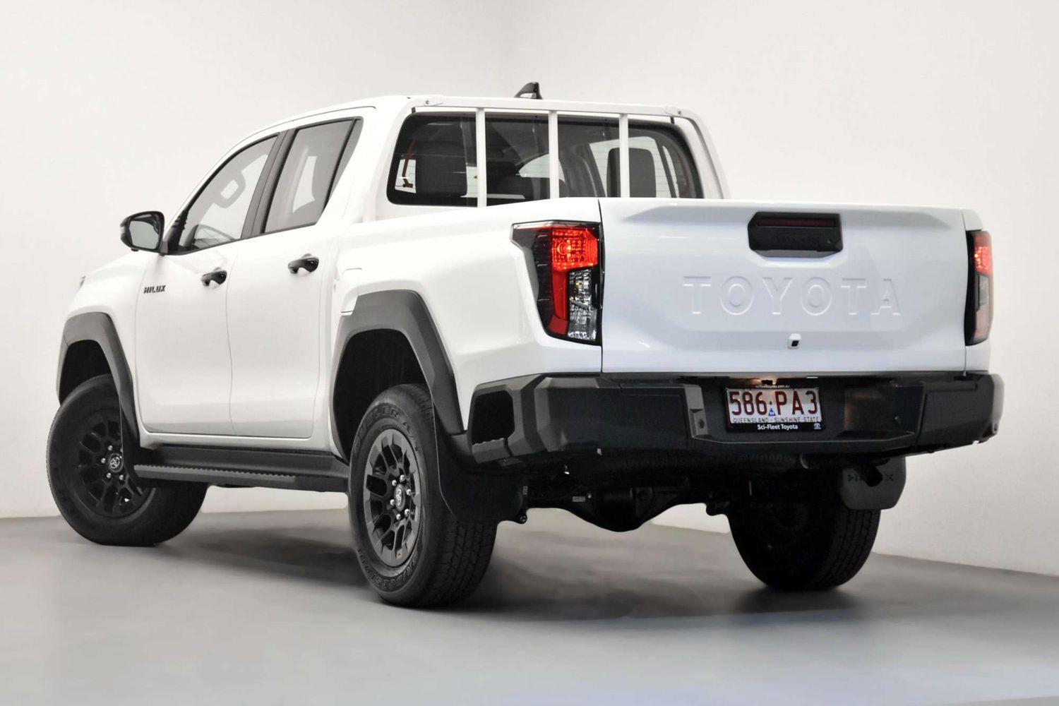 2025 Toyota Hilux SR in White