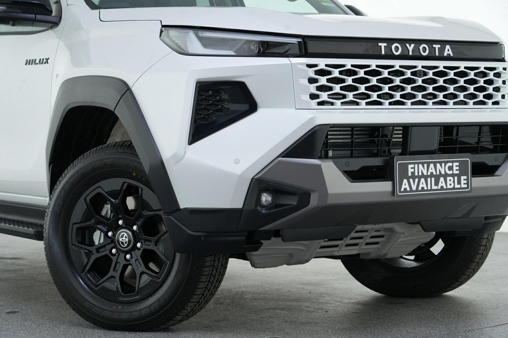 2025 Toyota Hilux Rogue in White