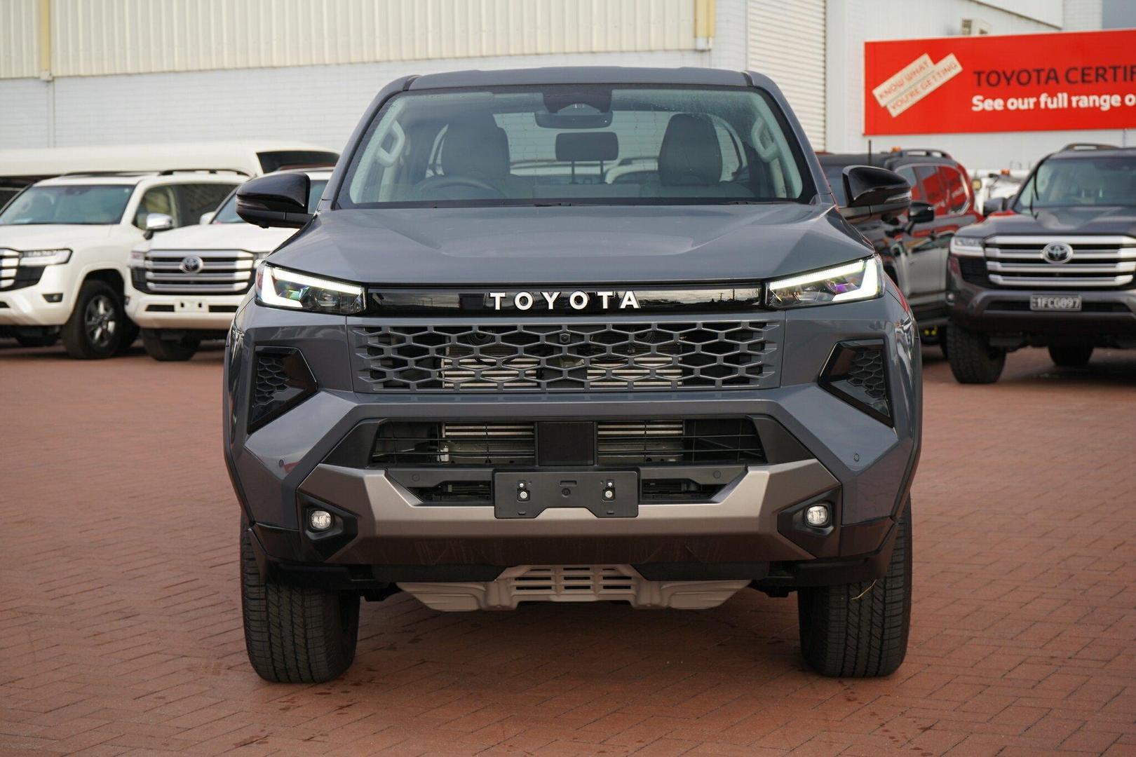 2025 Toyota Hilux Rogue in Grey