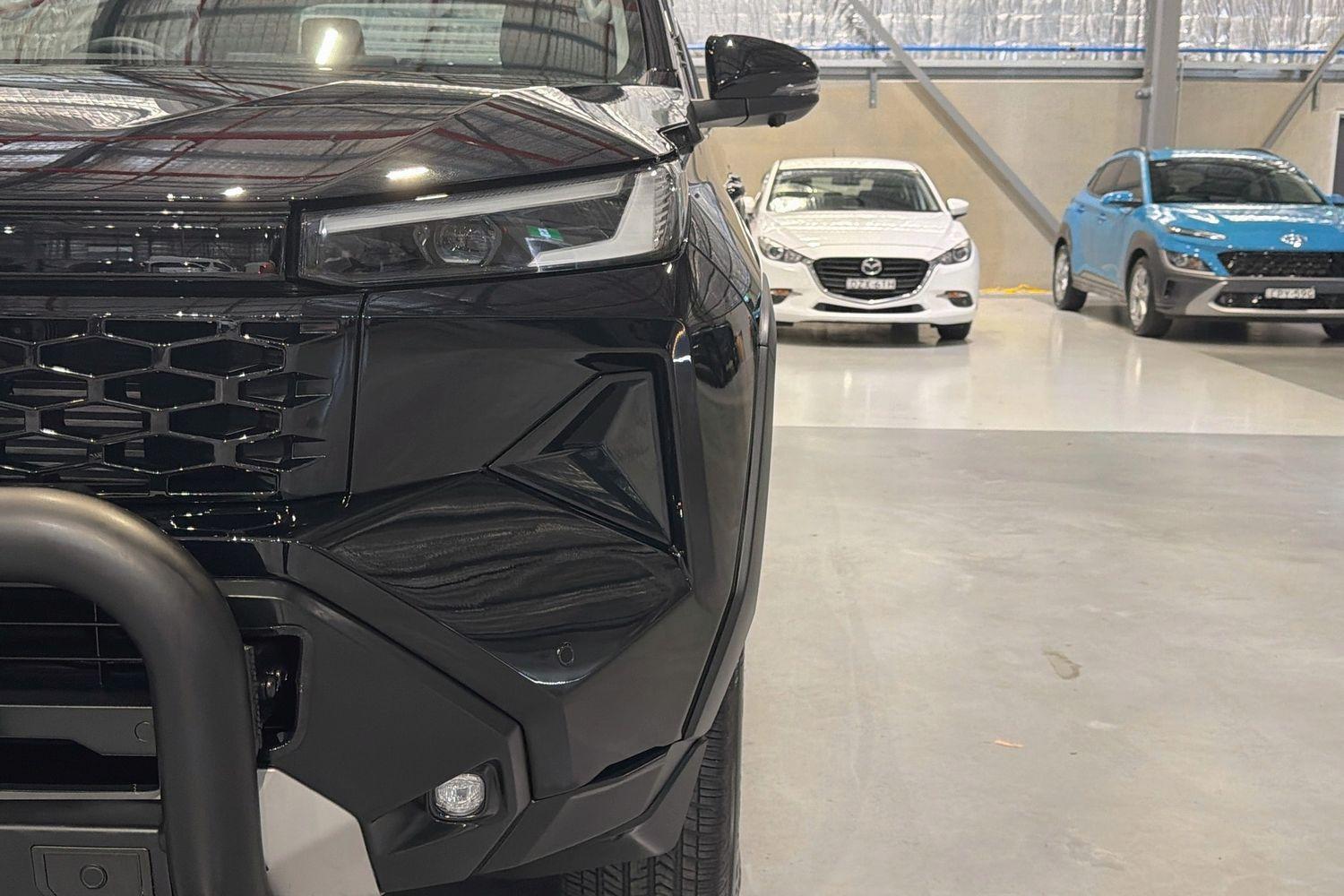 2025 Toyota Hilux SR5 in Black