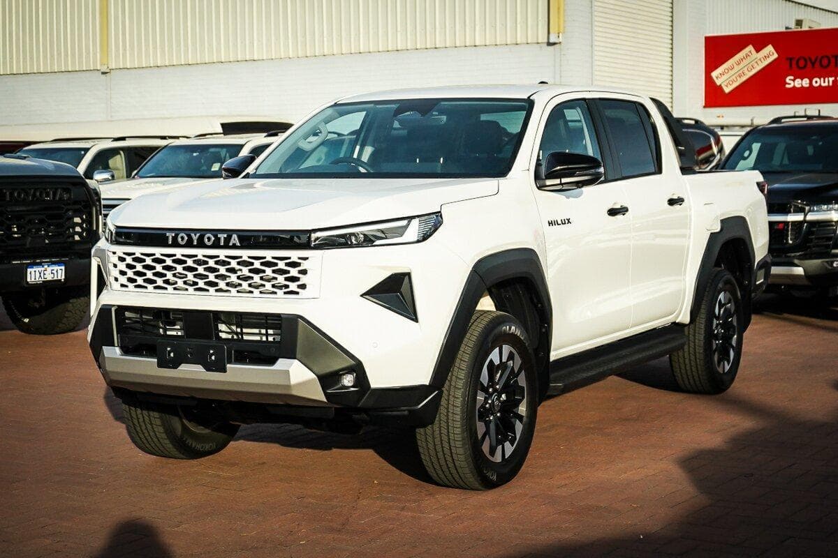2026 Toyota Hilux SR5+ in White