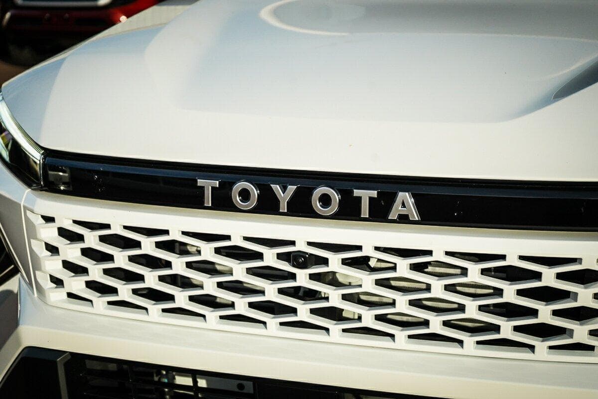 2026 Toyota Hilux SR5+ in White