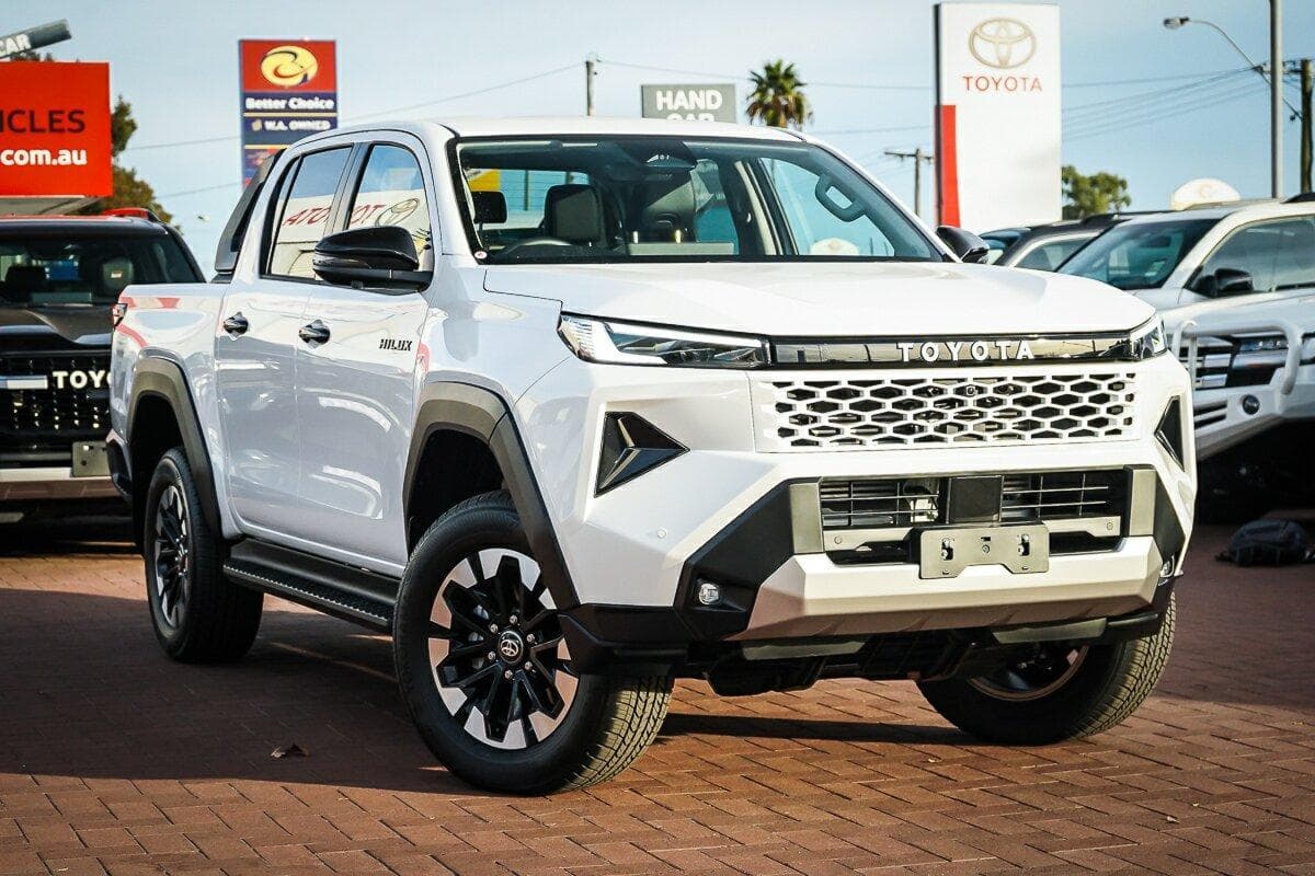 2026 Toyota Hilux SR5+ in White