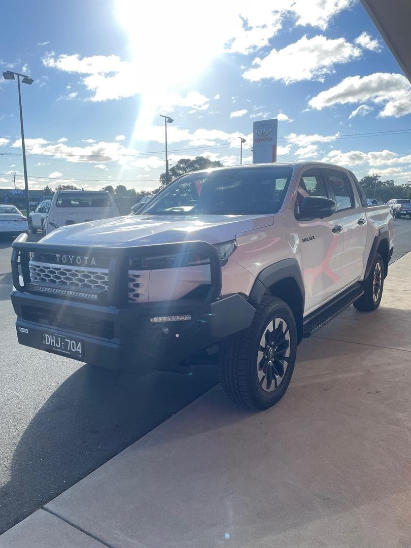 2025 Toyota Hilux SR5 in White
