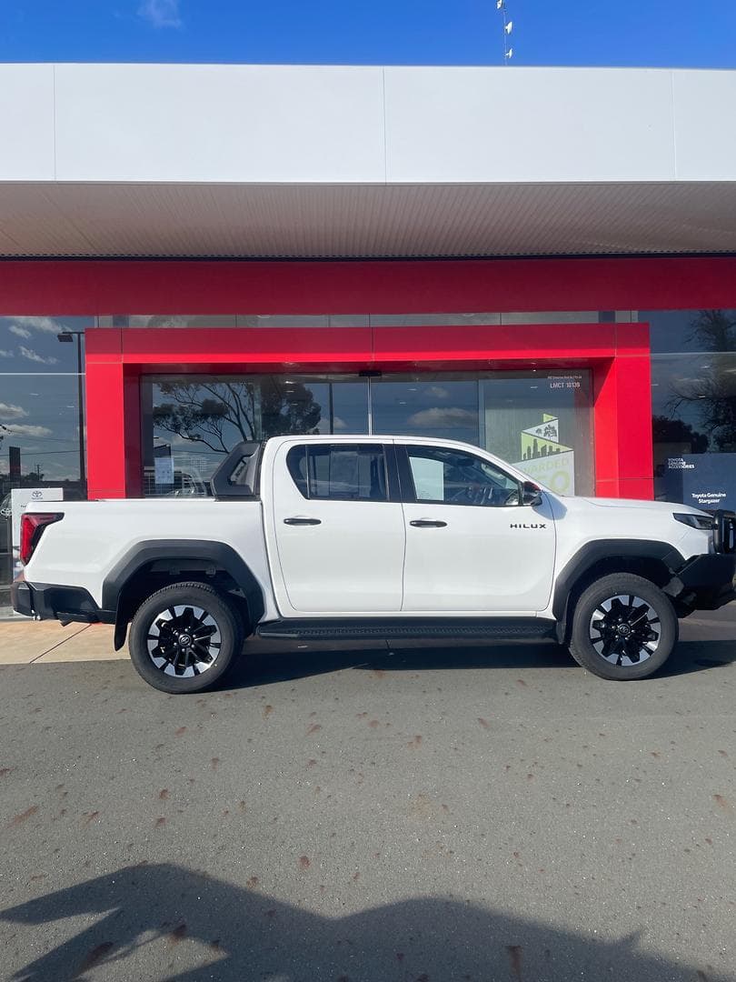 2025 Toyota Hilux SR5 in White