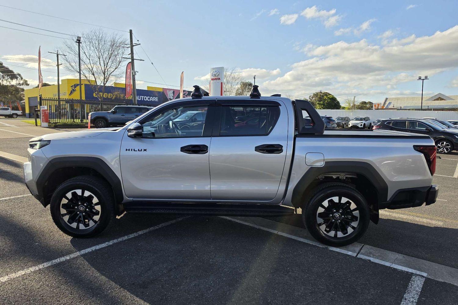 2026 Toyota Hilux SR5+ in Silver